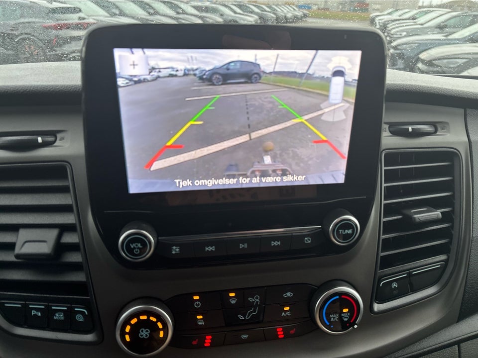 Ford Transit Custom 300L 2,0 TDCi 130 Trend