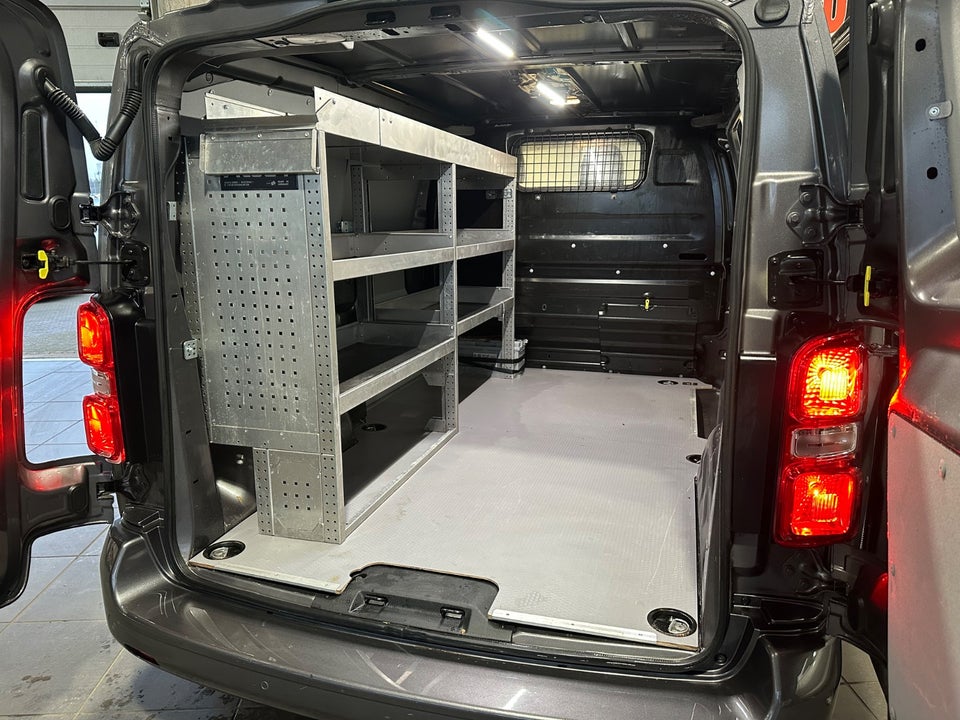 Peugeot Expert 2,0 BlueHDi 180 L2 Ultimate EAT6 Van