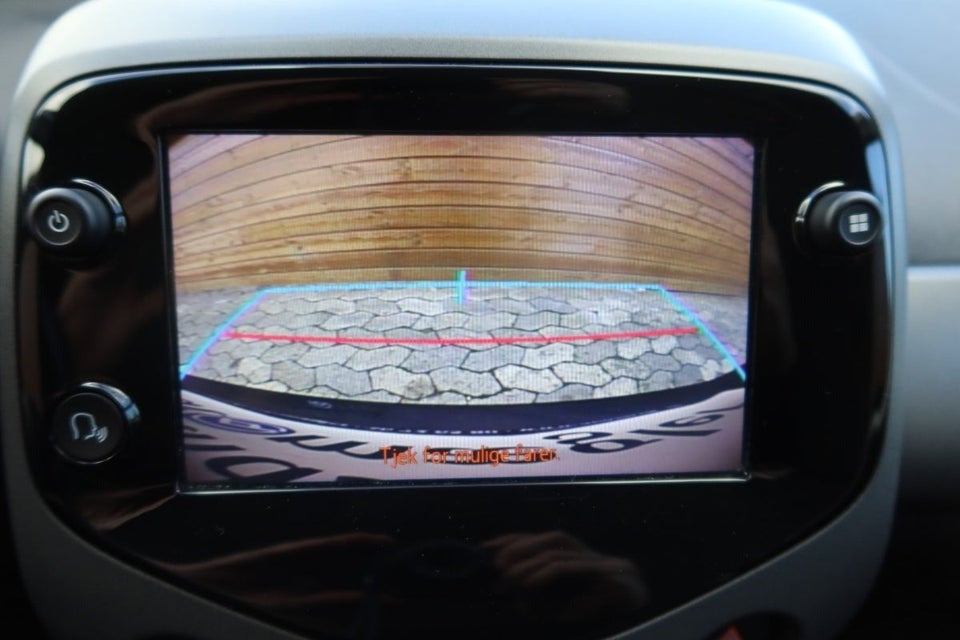 Toyota Aygo 1,0 VVT-i x-sky x-shift 5d