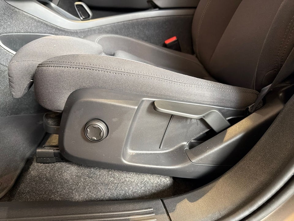 Volvo XC40 P6 ReCharge Plus 5d