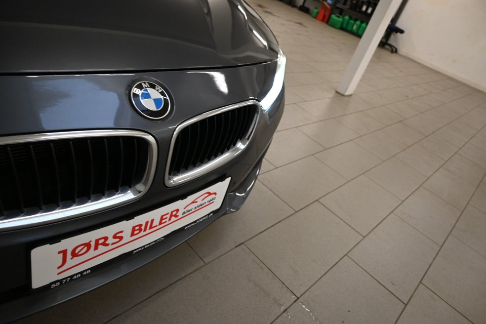 BMW 320d 2,0 Touring Advantage aut. 5d