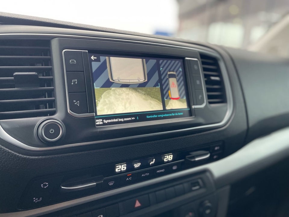 Peugeot e-Expert 75 L2 Ultimate Van