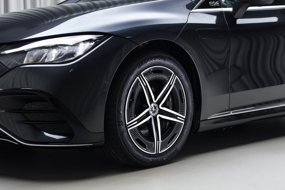 Mercedes EQE350 AMG Line 4d