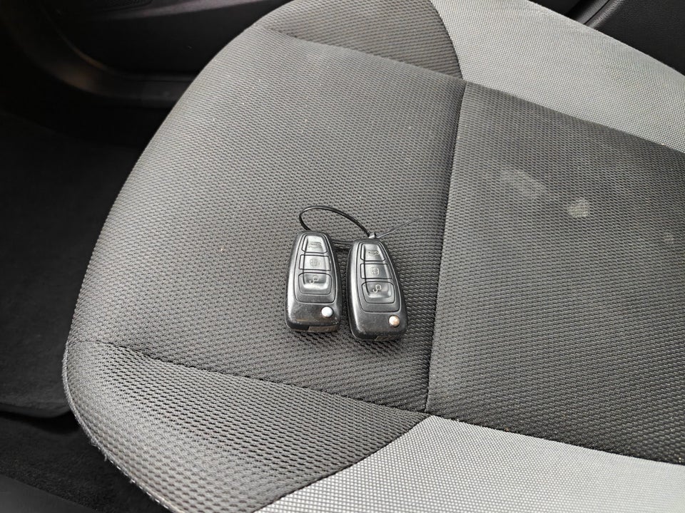 Ford Focus 1,6 Ti-VCT 105 Titanium stc. 5d