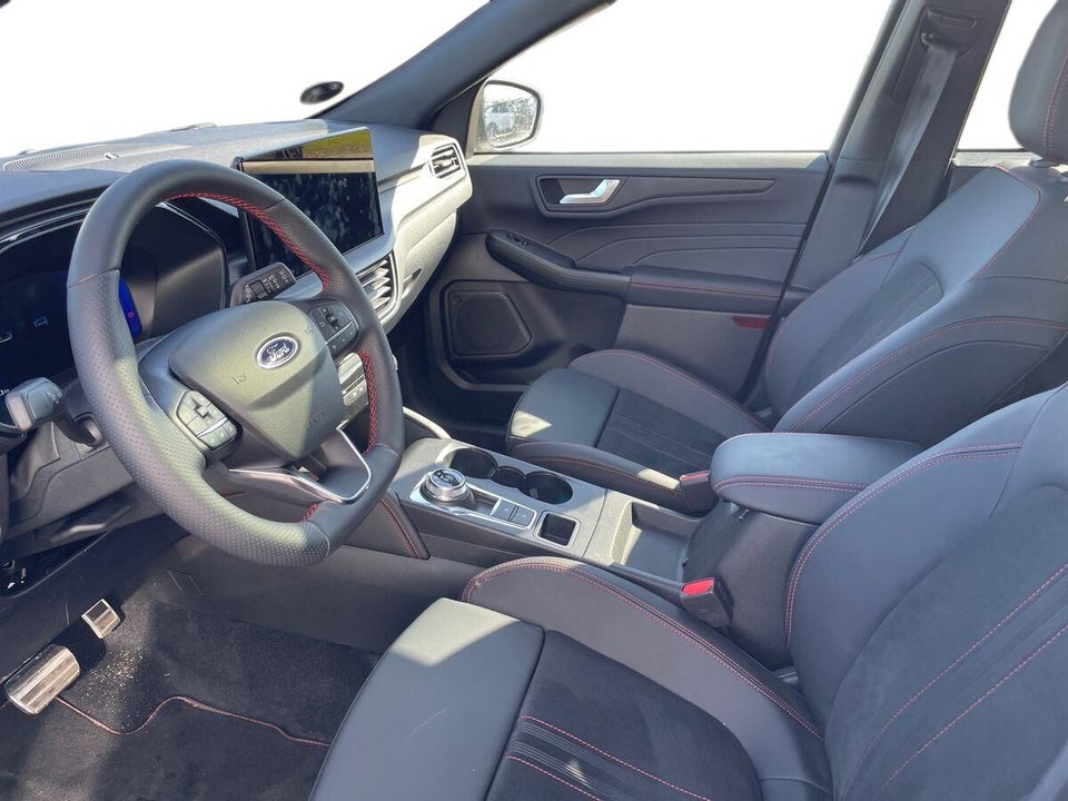 Ford Kuga 2,5 PHEV ST-Line X CVT 5d