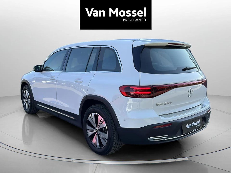 Mercedes EQB250+ Progressive 5d