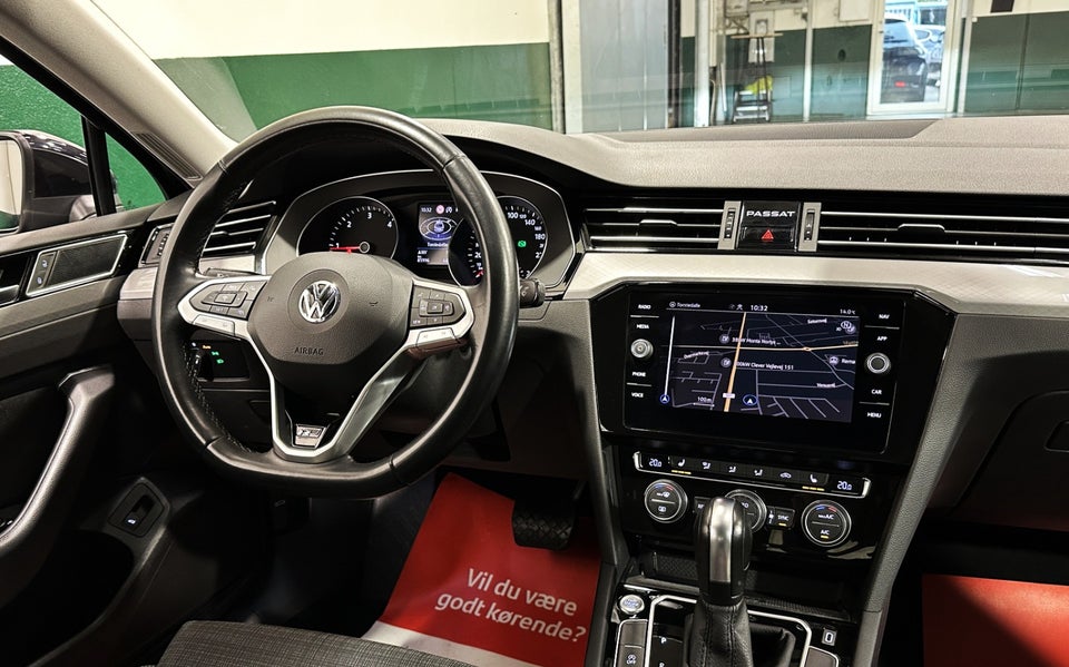 VW Passat 2,0 TDi 150 R-line DSG 4d