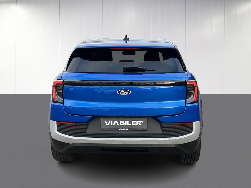 Ford Explorer 82 Premium Extended Range 5d