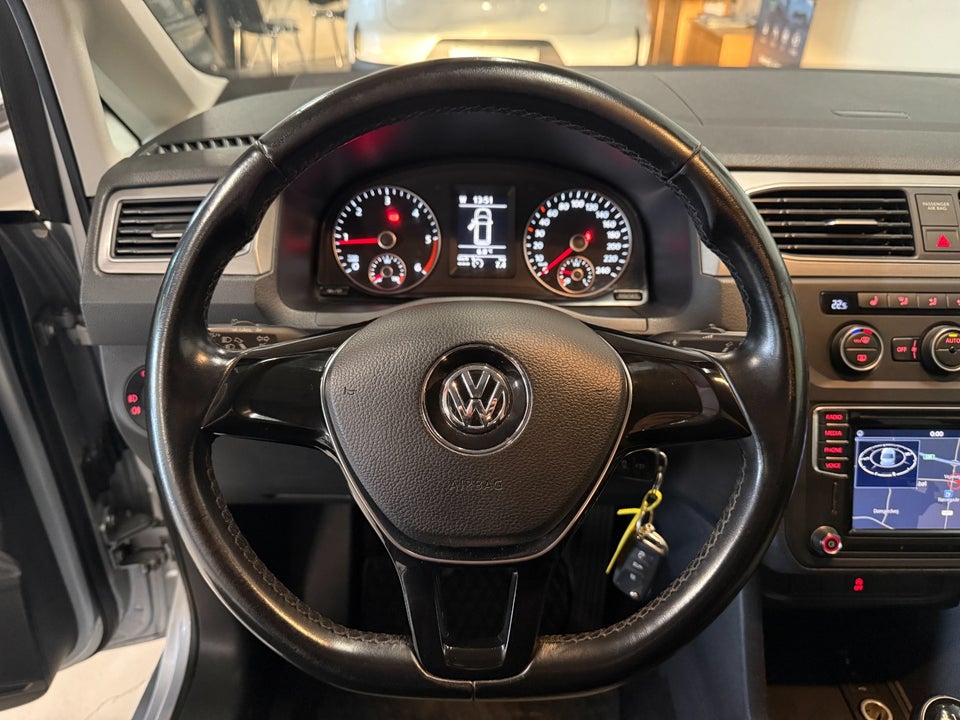 VW Caddy 2,0 TDi 102 Comfortline BMT 4d