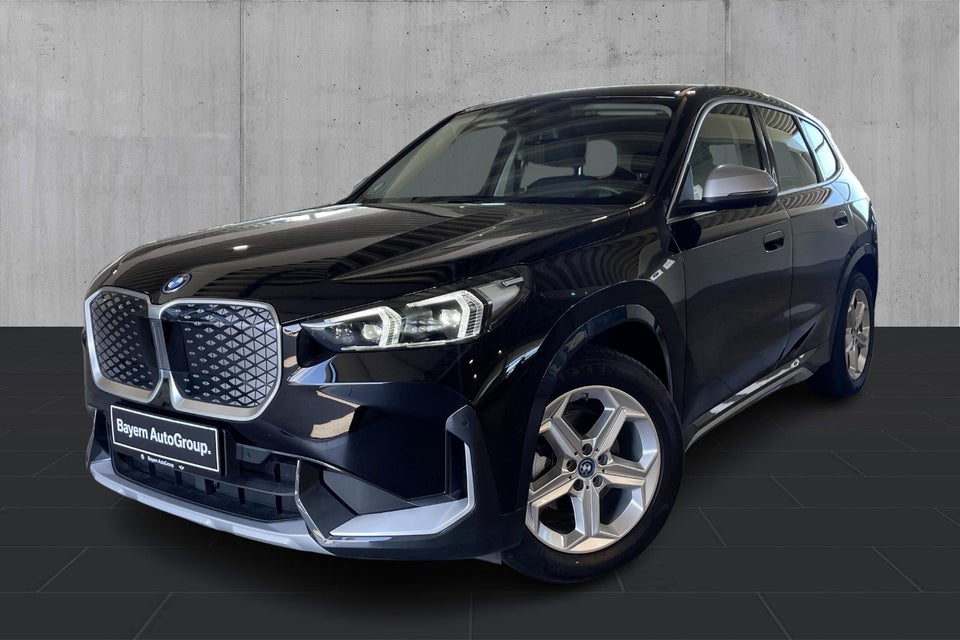 BMW iX1 eDrive20 X-Line 5d