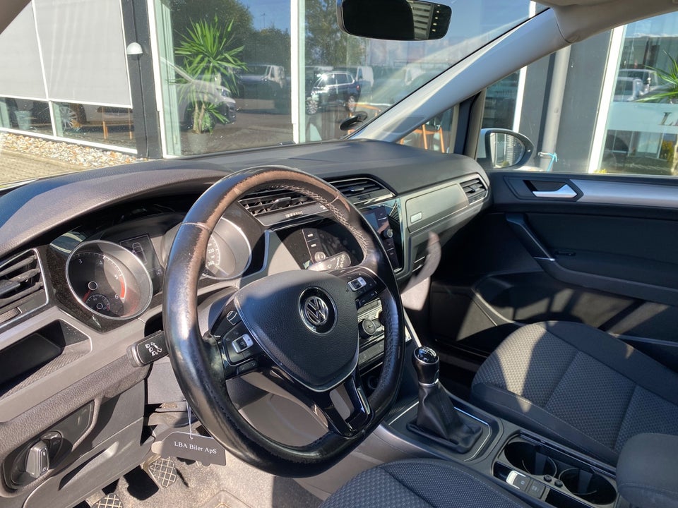 VW Touran 1,6 TDi 115 Comfortline Van 5d