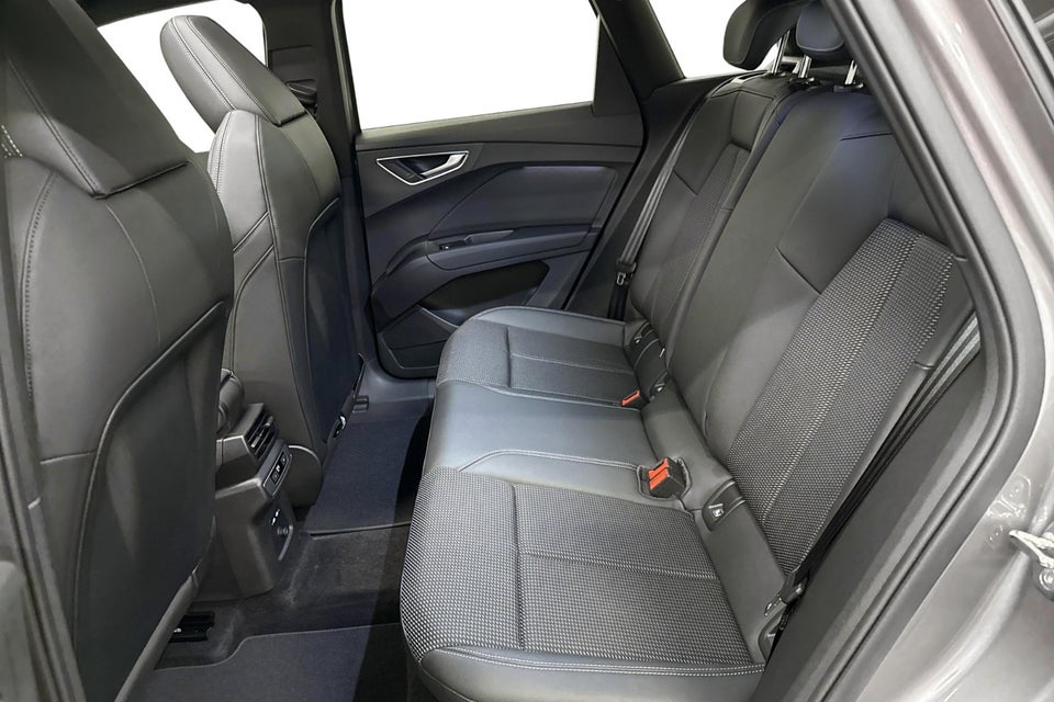 Audi Q4 e-tron 55 S-line Edition quattro 5d