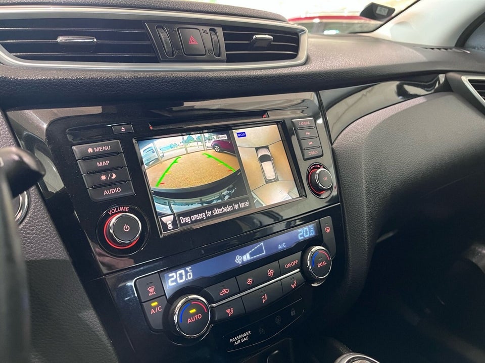 Nissan Qashqai 1,3 Dig-T 160 N-Connecta DCT 5d