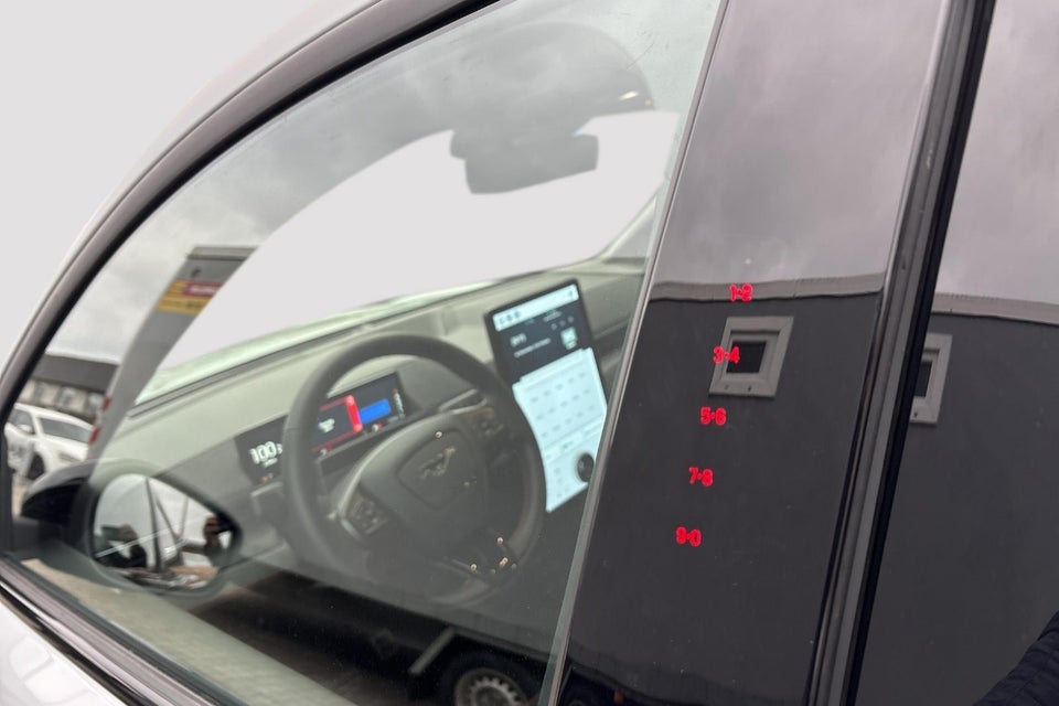 Ford Mustang Mach-E 91 Premium Extended Range AWD 5d