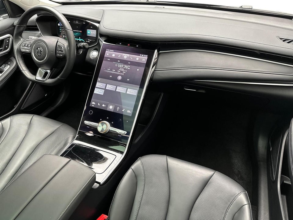 MG Marvel R Luxury 5d