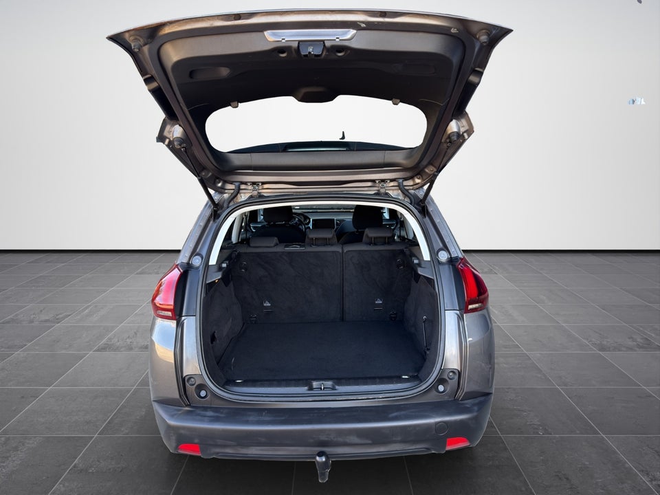 Peugeot 2008 1,6 BlueHDi 100 Active 5d