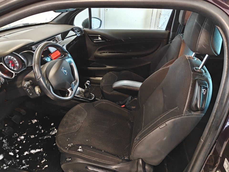 Citroën DS3 1,6 BlueHDi 100 Style 3d