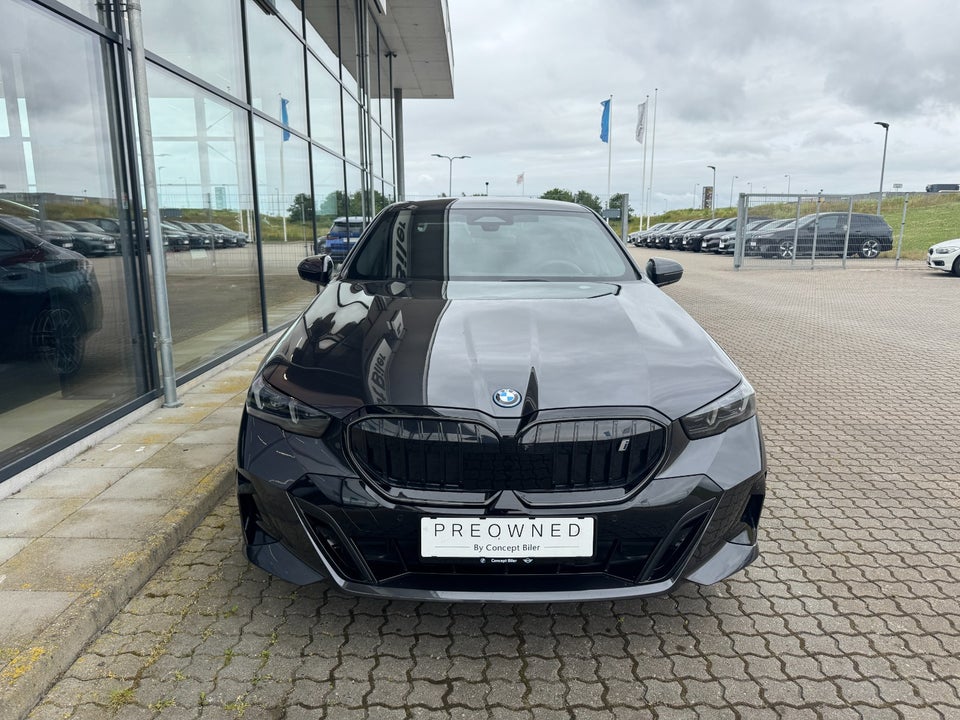 BMW i5 eDrive40 M-Sport Pro 4d