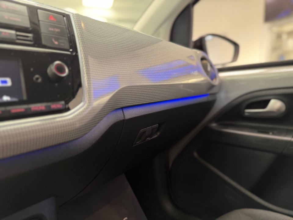 VW e-Up! Style Plus 5d