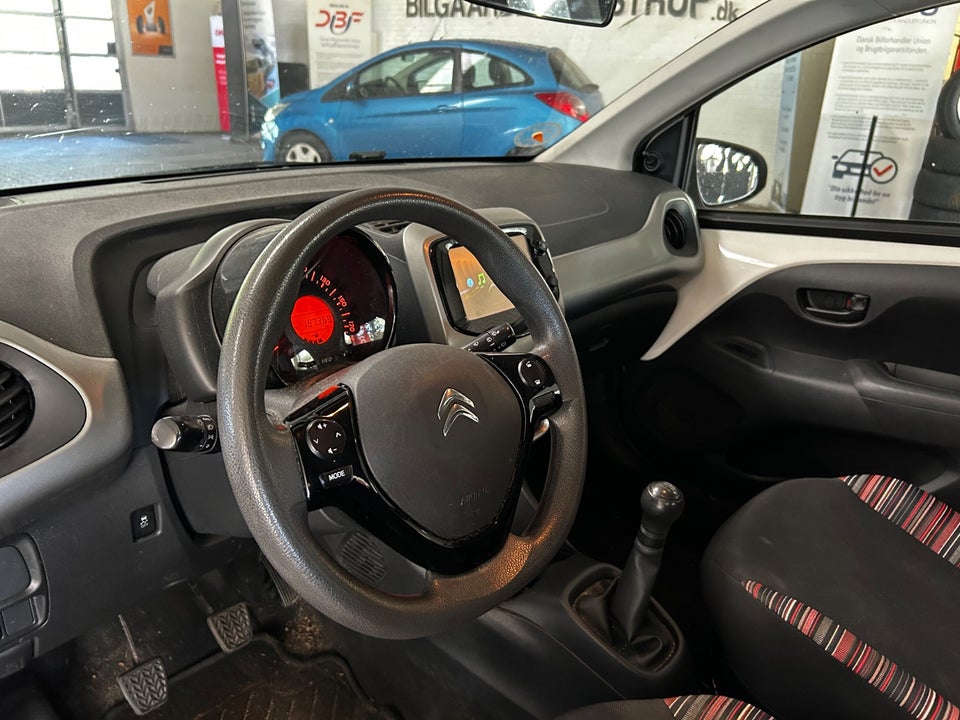 Citroën C1 1,2 PureTech Attraction 5d