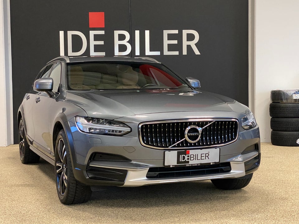 Volvo V90 CC 2,0 D5 235 Pro aut. AWD 5d