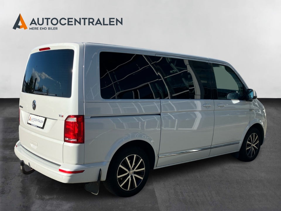 VW Multivan 2,0 TDi 150 Highline DSG kort