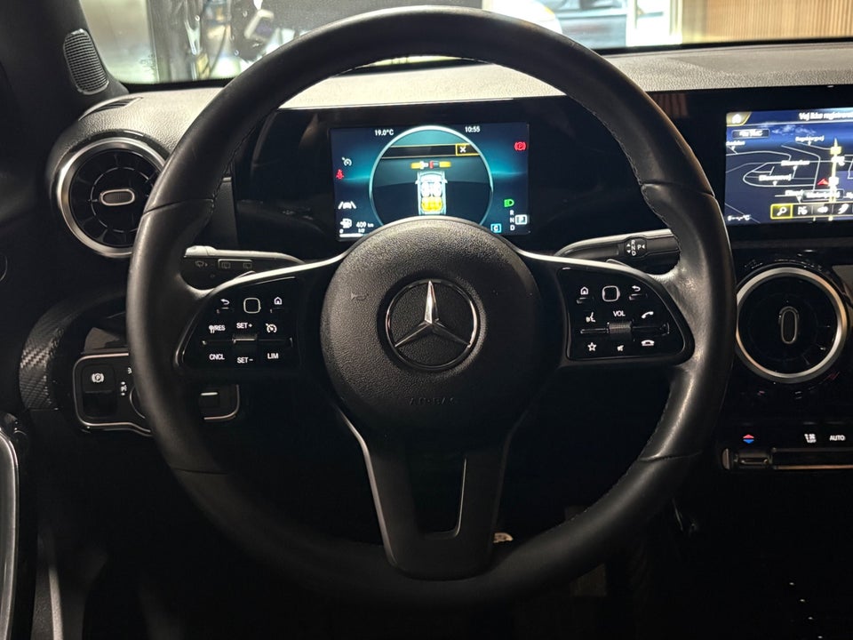 Mercedes A180 d 1,5 aut. 4d