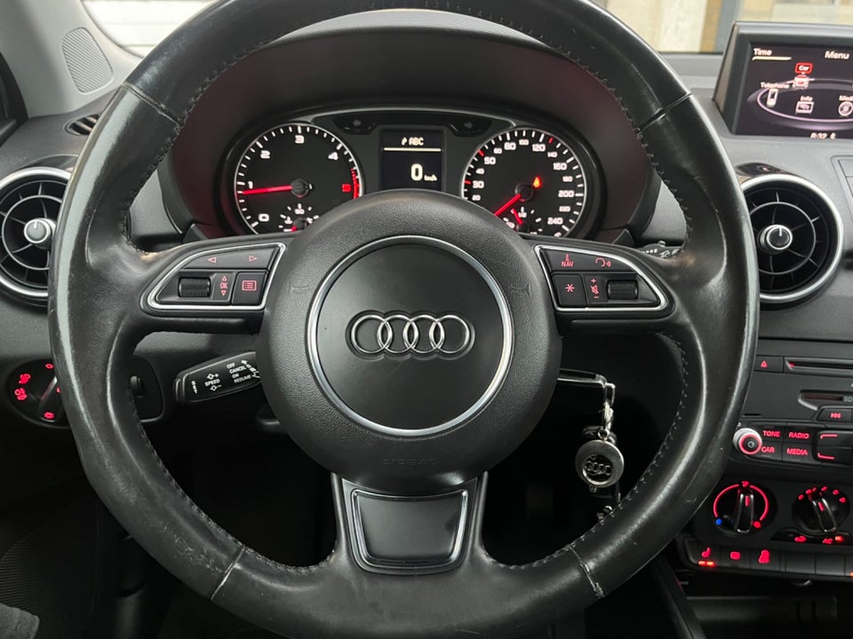 Audi A1 1,6 TDi 90 Ambition Sportback S-tr. 5d