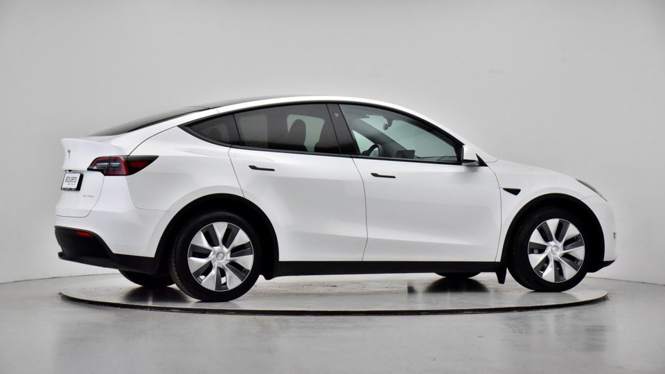 Tesla Model Y Long Range AWD 5d