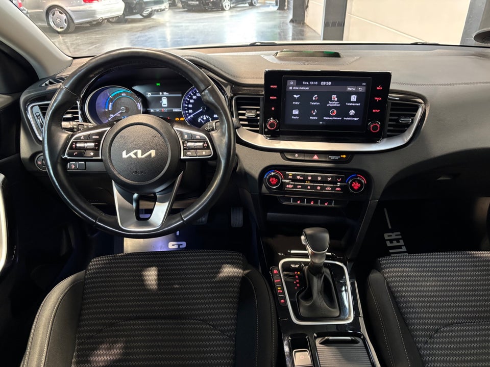 Kia Ceed 1,6 PHEV Prestige SW DCT 5d
