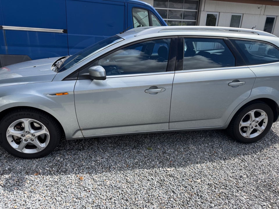 Ford Mondeo 2,0 TDCi 140 Titanium 4d