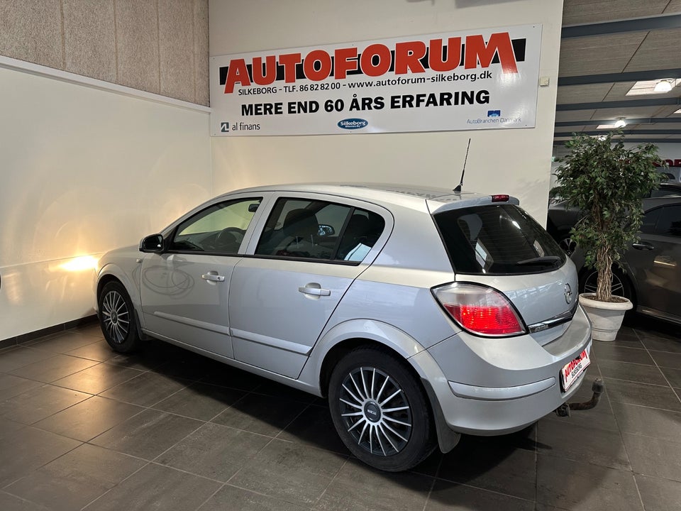 Opel Astra 1,6 16V Limited 5d