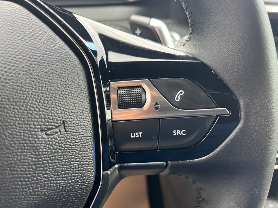 Peugeot 2008 1,2 PureTech 130 Allure EAT8 5d