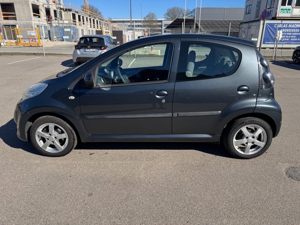 Citroën C1 1,0i Exclusive 5d