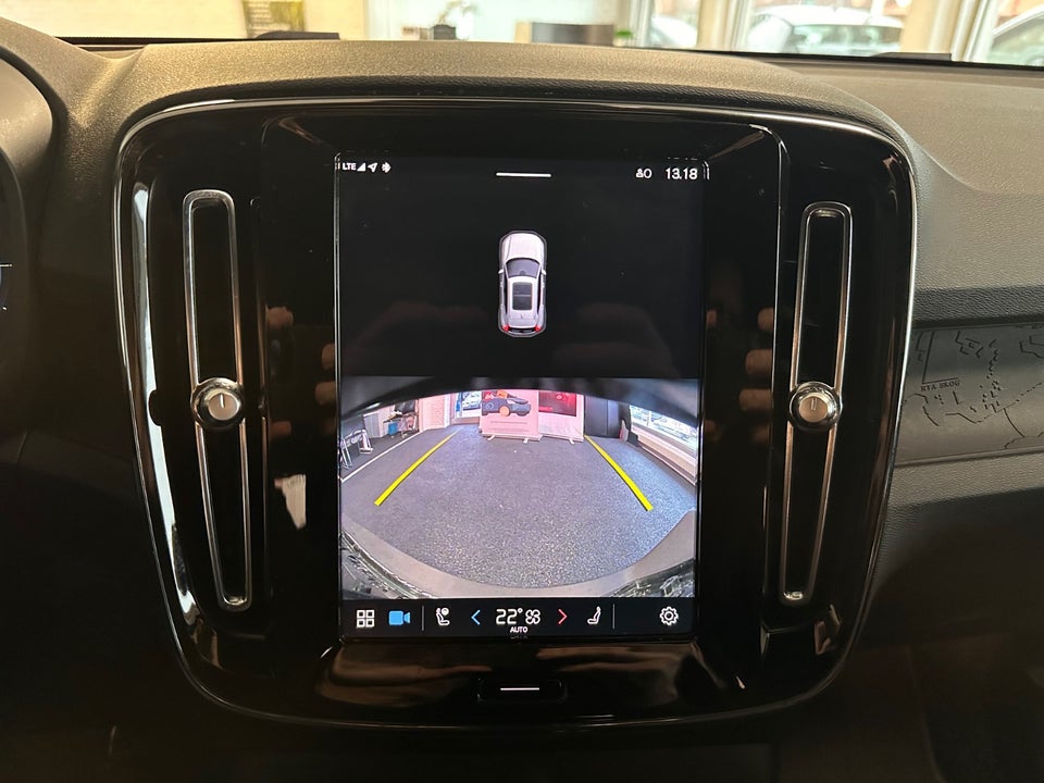 Volvo XC40 P6 ReCharge Plus 5d