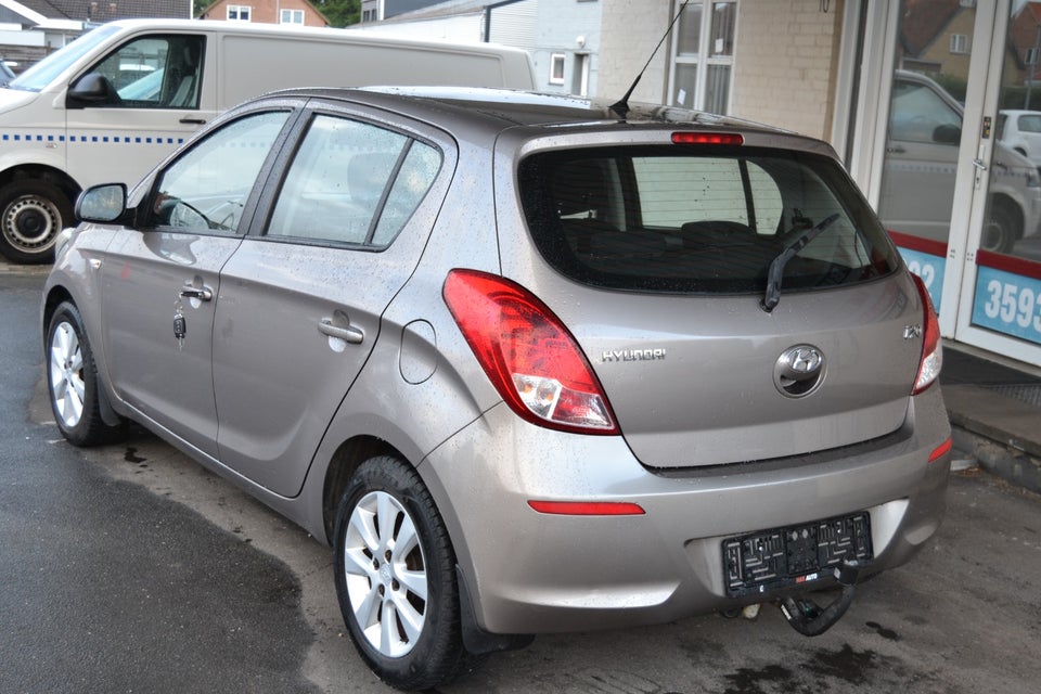Hyundai i20 1,25 Classic XTR 5d
