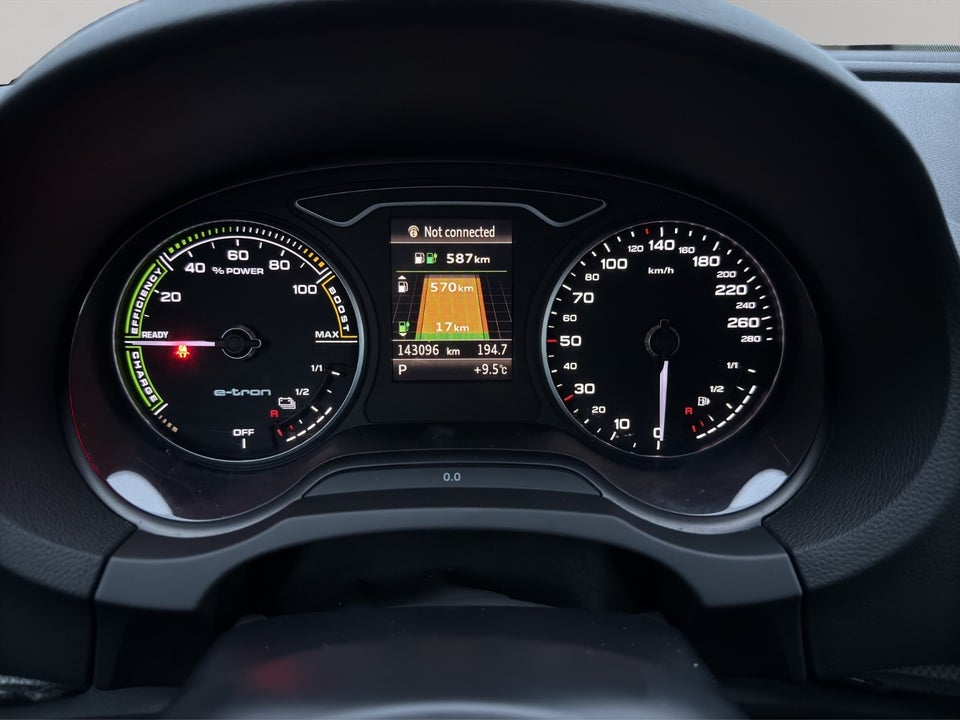 Audi A3 1,4 e-tron Sport Sportback S-tr. 5d