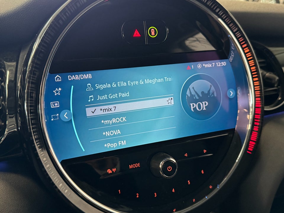 MINI Cooper SE Classic Trim 3d