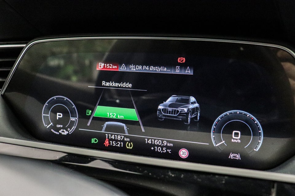 Audi e-tron 55 S-line Sportback quattro 5d