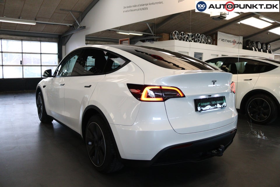 Tesla Model Y Long Range RWD 5d