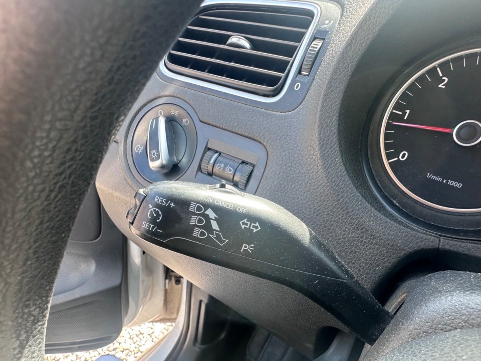 VW Polo 1,6 TDi 90 Comfortline 5d