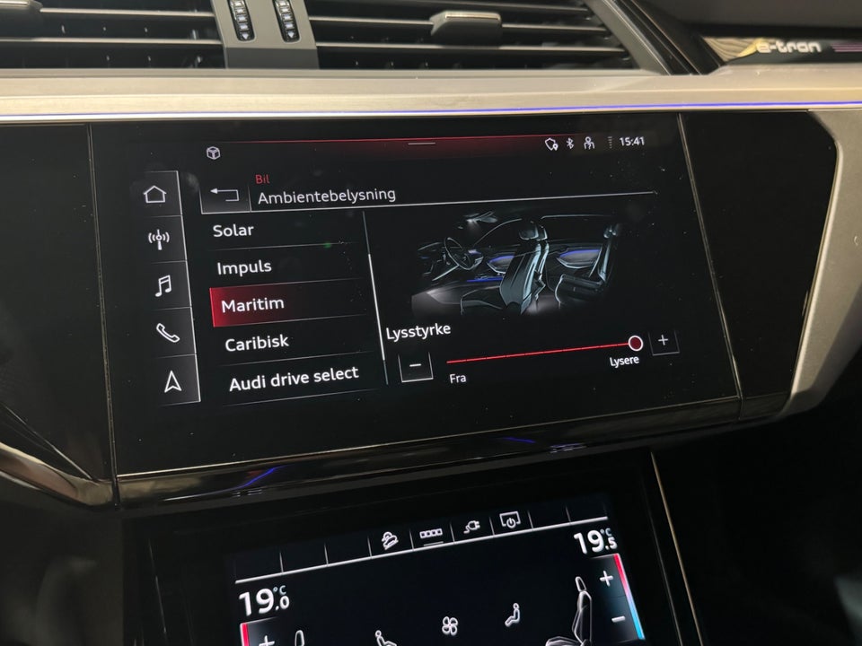 Audi e-tron 55 S-line quattro 5d