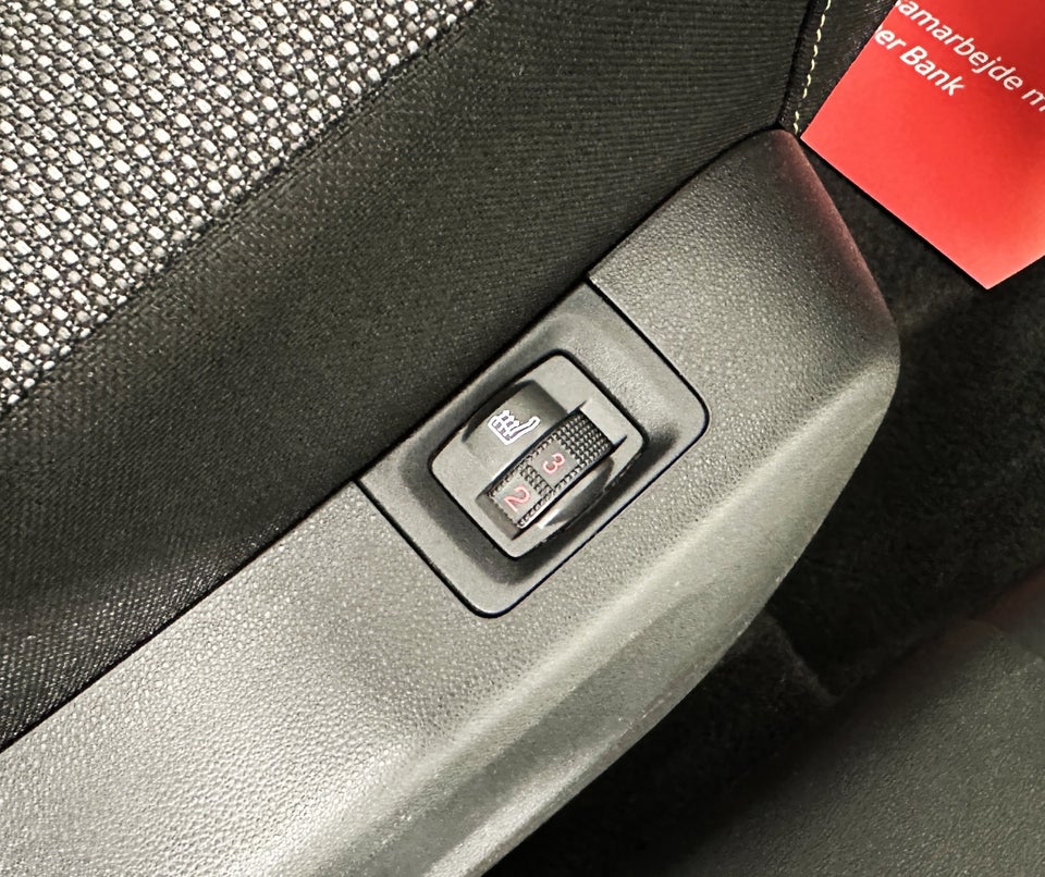 Citroën C3 1,5 BlueHDi 100 SkyLine 5d