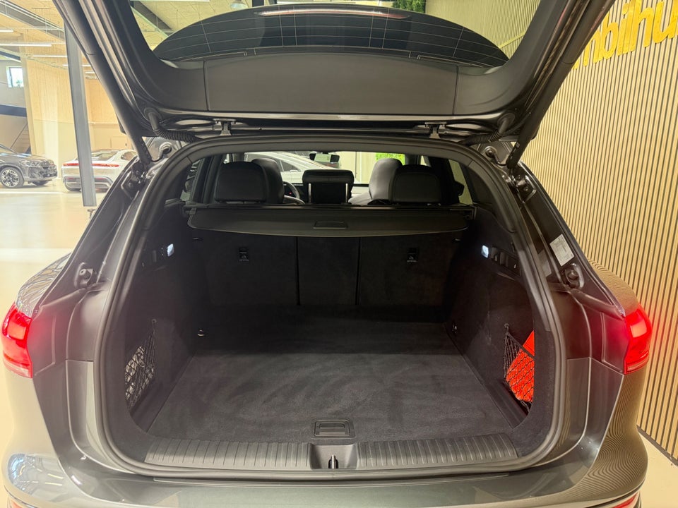 Audi Q6 e-tron Ultra S-line quattro 5d