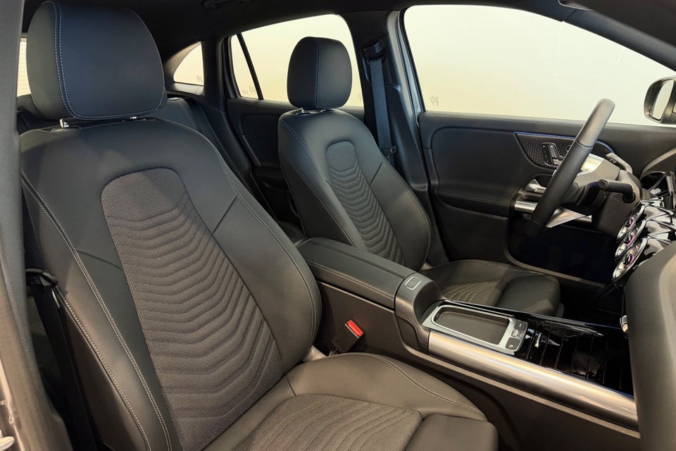 Mercedes EQA250 Progressive 5d