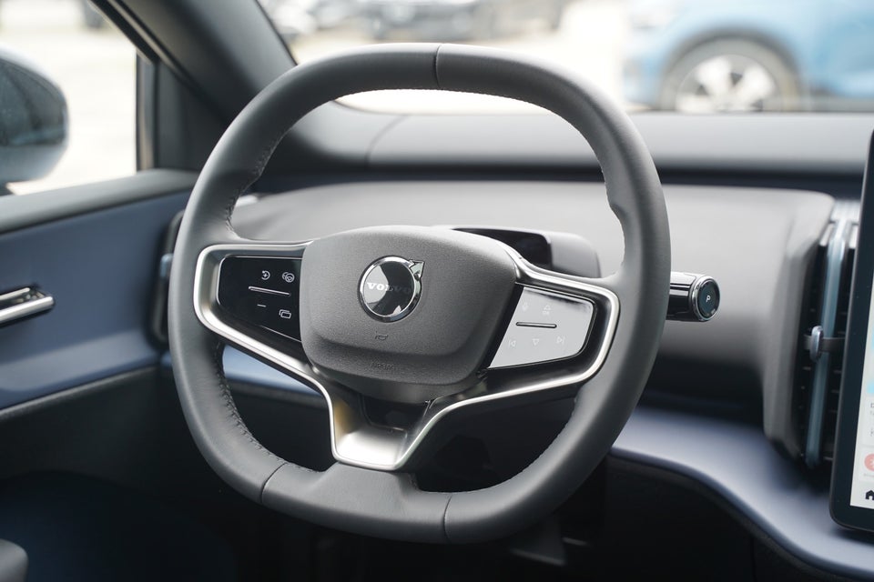 Volvo EX30 Extended Range Ultra 5d