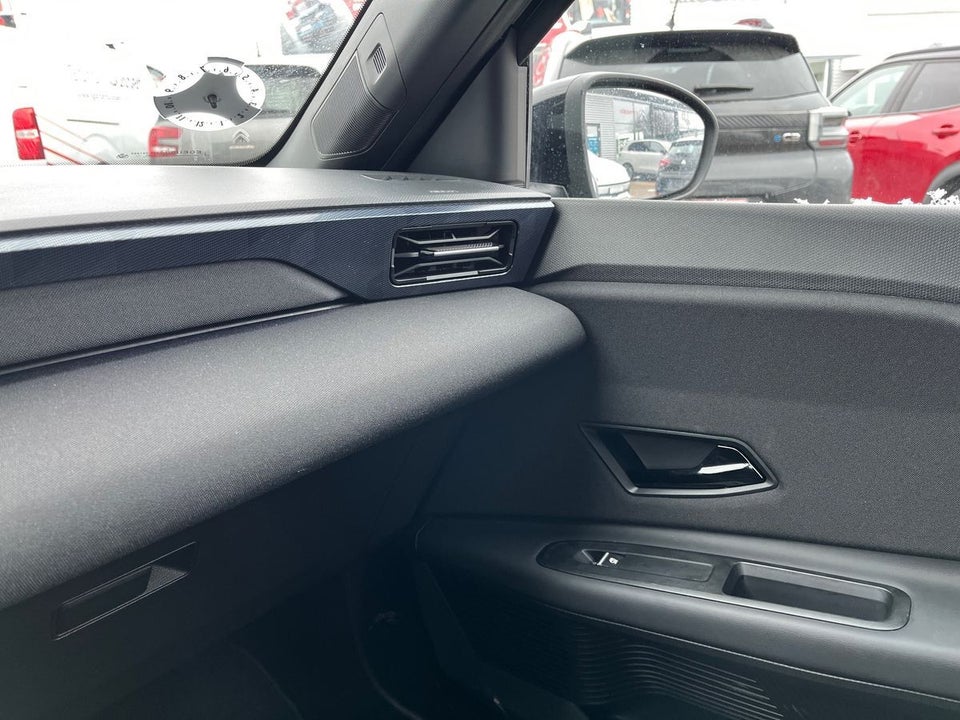 Nissan Micra 52 Advance 5d