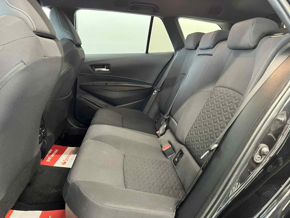 Toyota Corolla 1,8 Hybrid Active Smart Touring Sports MDS 5d