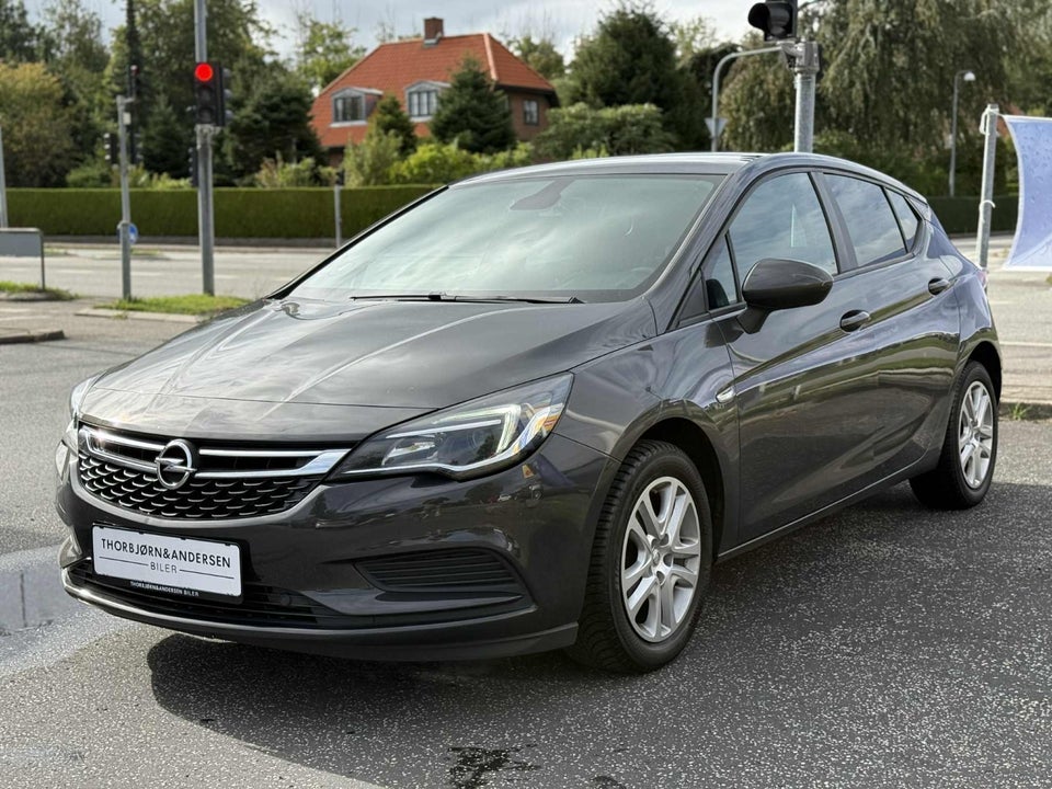Opel Astra 1,0 T 105 Enjoy 5d
