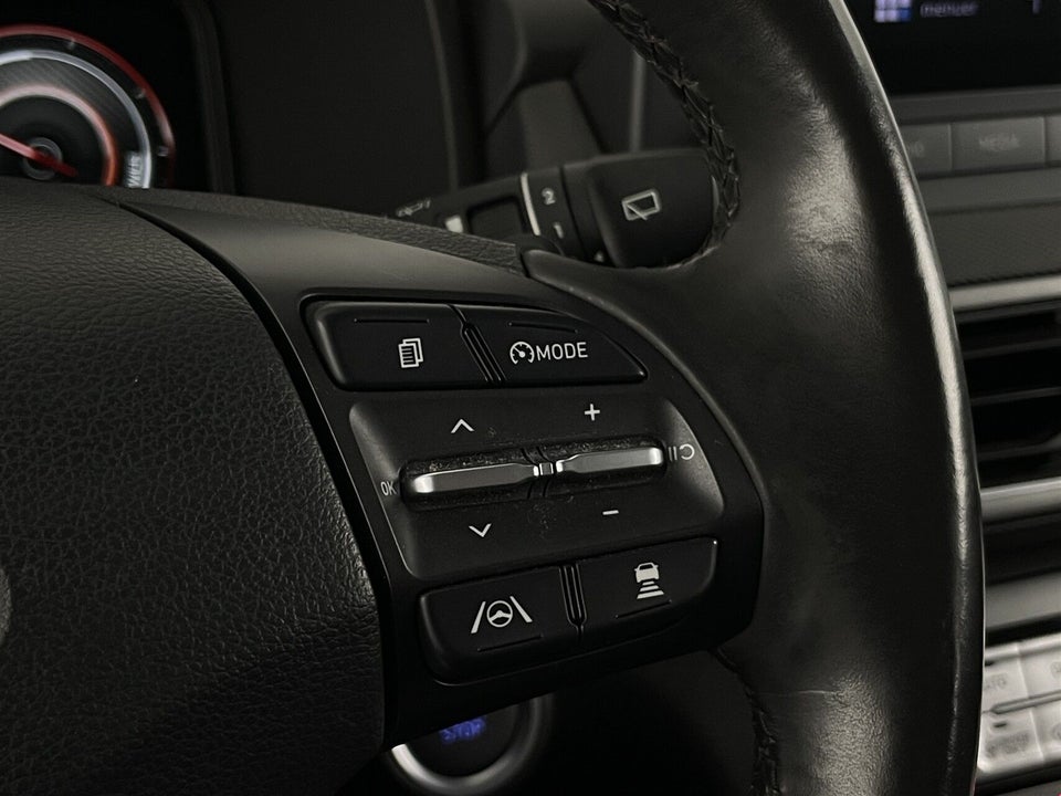 Hyundai Kona 64 EV Essential 5d